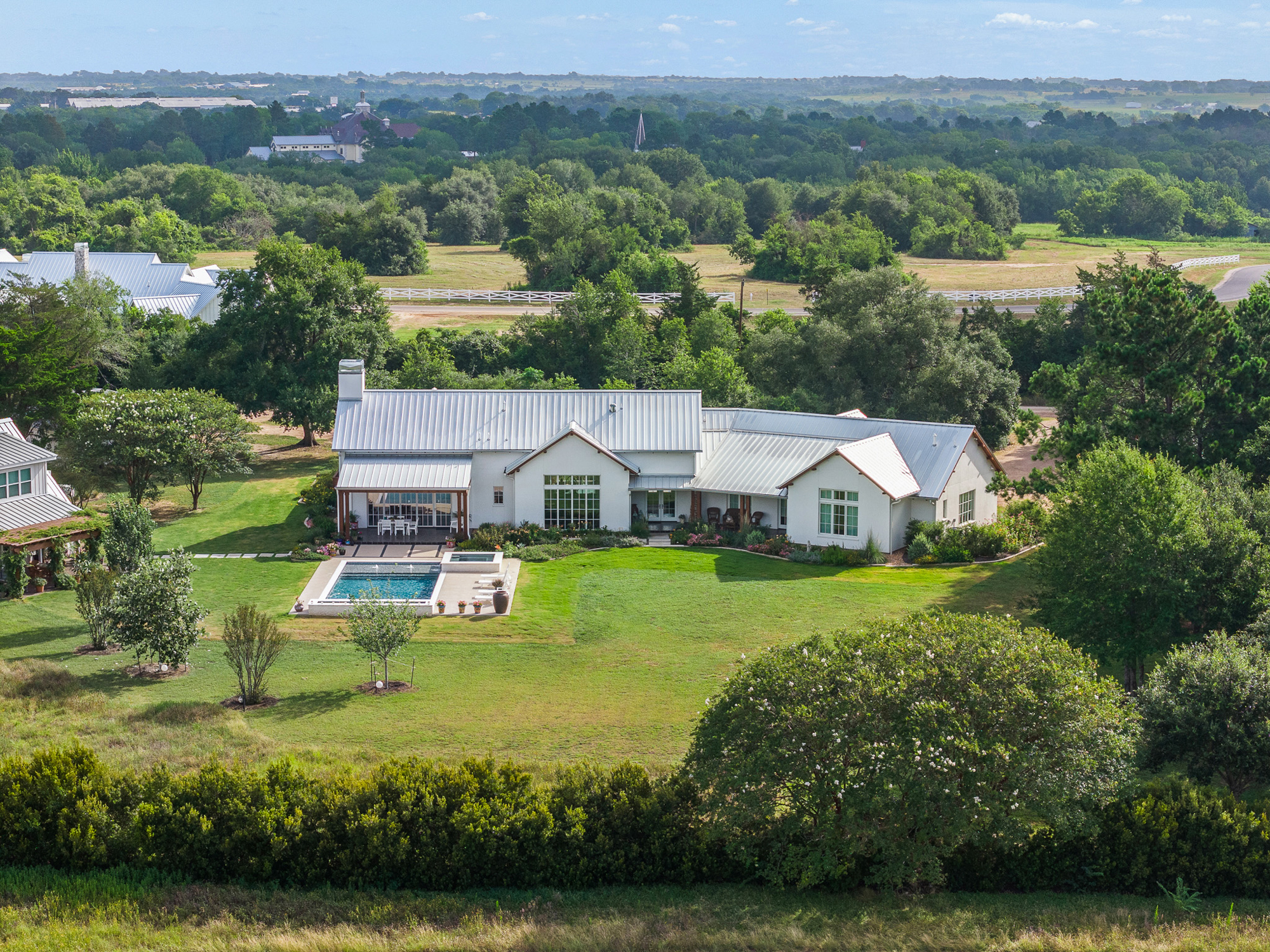 exquisite-custom-homes-round-top Round Top Reserve